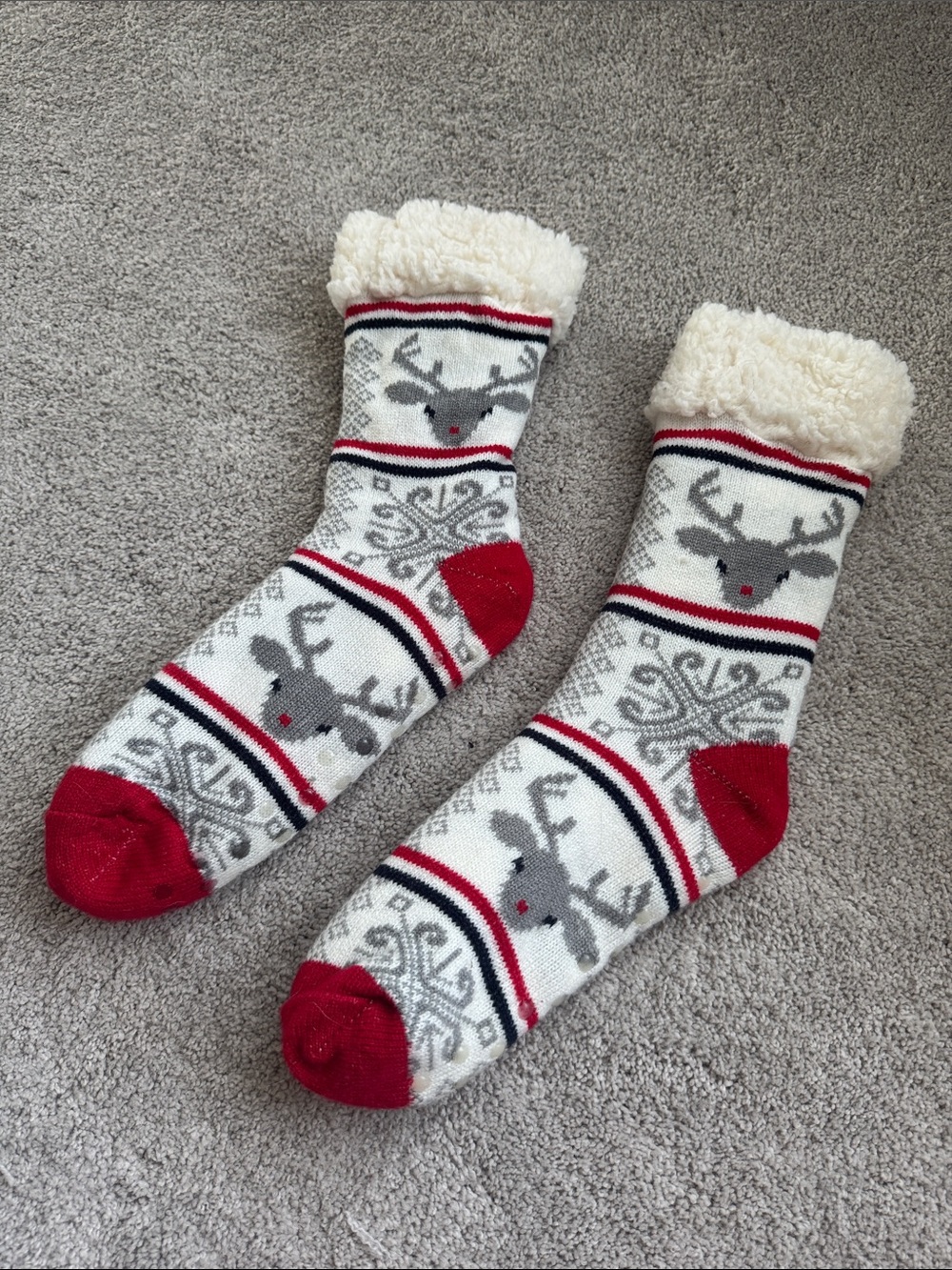 Cozy Reindeer Sherpa-Lined Fuzzy Socks - White & Red